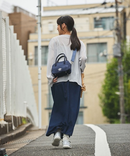 Andmiu ジップボストンショルダー UMBRO/アンブロ 別注 撥水 ブランドロゴ刺繍 2WAYミニショルダーバッグ