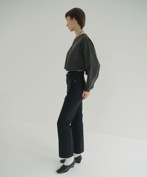 CLANE（クラネ）の「PIGMENT SHORT TOPS（Tシャツ/カットソー・レディース・チャコールグレー/ホワイト/パープル・1/2）」の15枚目の写真