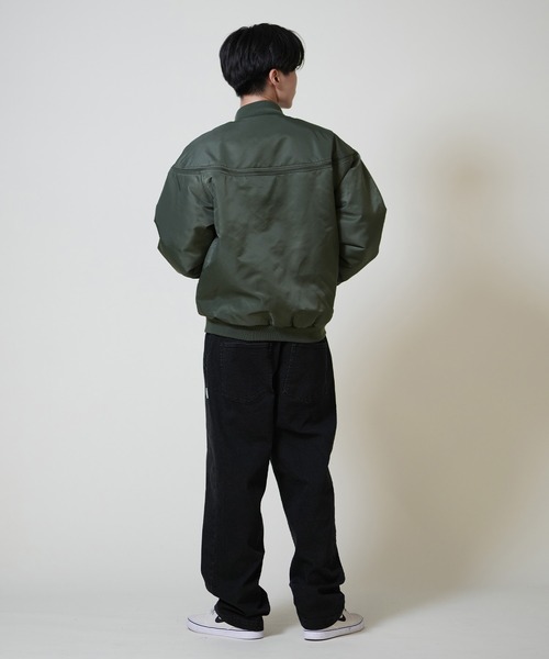 SANTA CRUZ(サンタクルーズ)の「【限定】SANTACRUZ/サンタクルーズ スライダーフライドジャケット 502254102(MA-1・メンズ・アーミー/ブラック・L/M)」の15枚目の写真