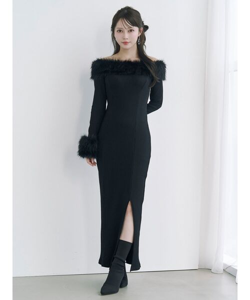 EATME（イートミー）の「フェイクファーオフショルロングワンピース（ワンピース・レディース・ブラウン/ネイビー/アイボリー/ブラック・FREE）」の19枚目の写真