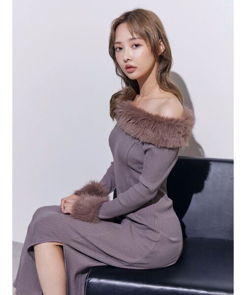 EATME フェイクファーオフショルミニワンピース BLACK イートミー