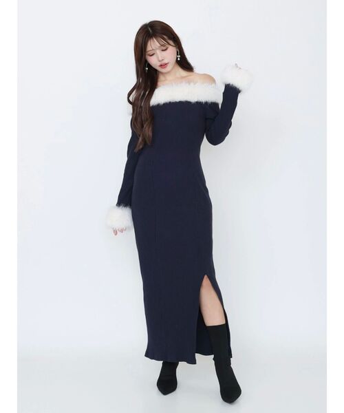 EATME（イートミー）の「フェイクファーオフショルロングワンピース（ワンピース・レディース・ブラウン/ネイビー/アイボリー/ブラック・FREE）」の20枚目の写真