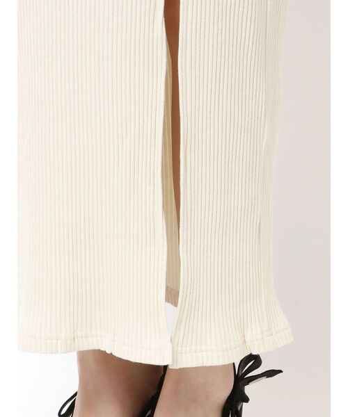 EATME（イートミー）の「フェイクファーオフショルロングワンピース（ワンピース・レディース・ブラウン/ネイビー/アイボリー/ブラック・FREE）」の10枚目の写真