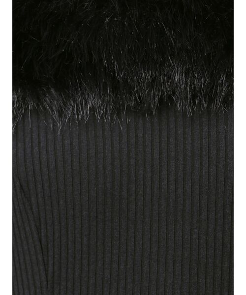 EATME（イートミー）の「フェイクファーオフショルロングワンピース（ワンピース・レディース・ブラウン/ネイビー/アイボリー/ブラック・FREE）」の13枚目の写真