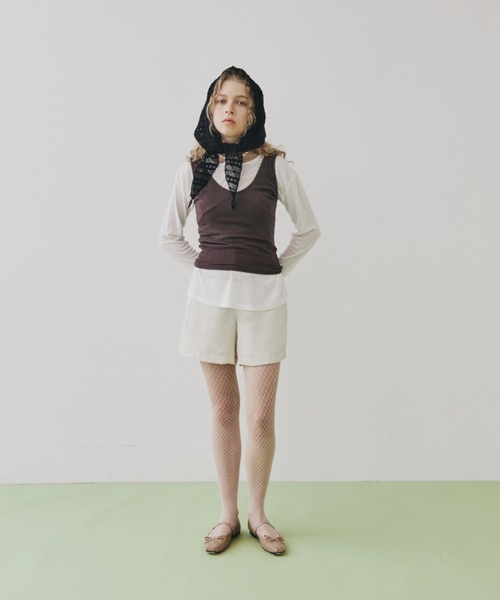 FUULLY STUDIO(フーリィーステューディオ)の「ビスチェライクレイヤードタンクトップ(タンクトップ・レディース・ブラック/イエロー/ダークブラウン/グレー/ピンク・FREE)」の21枚目の写真