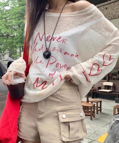 GEMEDA(ジェメダ)の「英字プリントシアーロングTシャツ(Tシャツ/カットソー・レディース・ホワイト系その他/ホワイト/ブラック/ベージュ/ブラック系・M)」の12枚目の写真