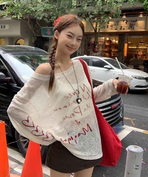 GEMEDA(ジェメダ)の「英字プリントシアーロングTシャツ(Tシャツ/カットソー・レディース・ホワイト系その他/ホワイト/ブラック/ベージュ/ブラック系・M)」の18枚目の写真