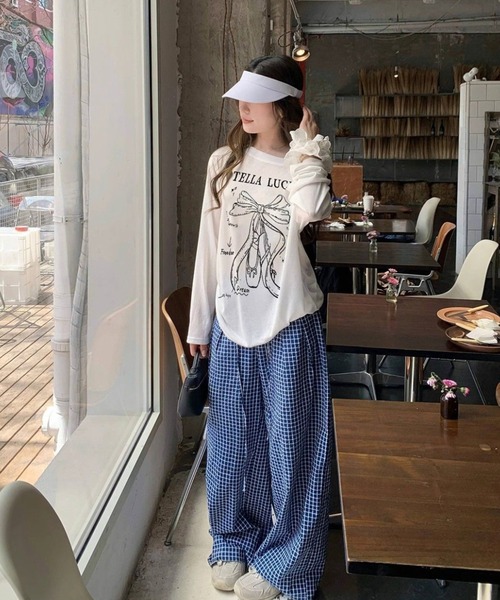 GEMEDA(ジェメダ)の「英字プリントシアーロングTシャツ(Tシャツ/カットソー・レディース・ホワイト系その他/ホワイト/ブラック/ベージュ/ブラック系・M)」の21枚目の写真