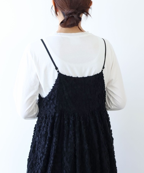 yuni（ユニ　）の「hana dot ジャカード キャミソールワンピース（ジャンパースカート・レディース・ブラック/アイボリー・FREE）」の7枚目の写真