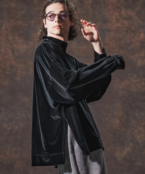 Jih Nunc(ジーヌンク)の「mlt5359-ストレッチベロアモックネックカットソー(JIH-R1124)(Tシャツ/カットソー・メンズ・ブラック/ブラウン/パープル・M/S/L)」の4枚目の写真