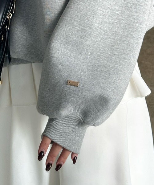 JUNOAH(ジュノア)の「ワンショルスリットスウェット(スウェット・レディース・ブルー系その他/ブラック/杢グレー・SMALL/MEDIUM/LARGE)」の12枚目の写真