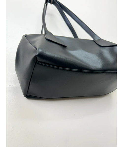 NOMINE(ノミネ)の「【AT CREATION】ヴォルタ ボストンバッグ(ボストンバッグ・レディース・ブラック/アイボリー・フリー)」の8枚目の写真