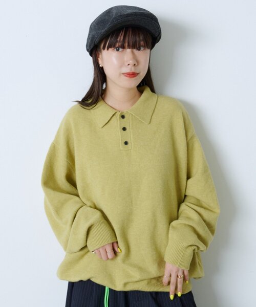 Kastane(カスタネ)の「【UNISEX】ブラッシュド ヤーン ニットポロシャツ(ニット/セーター・レディース・ブラウン/ネイビー/イエロー/グレー・FREE)」の4枚目の写真