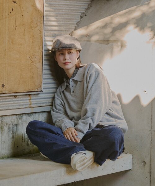 Kastane(カスタネ)の「【UNISEX】ブラッシュド ヤーン ニットポロシャツ(ニット/セーター・レディース・ブラウン/ネイビー/イエロー/グレー・FREE)」の7枚目の写真