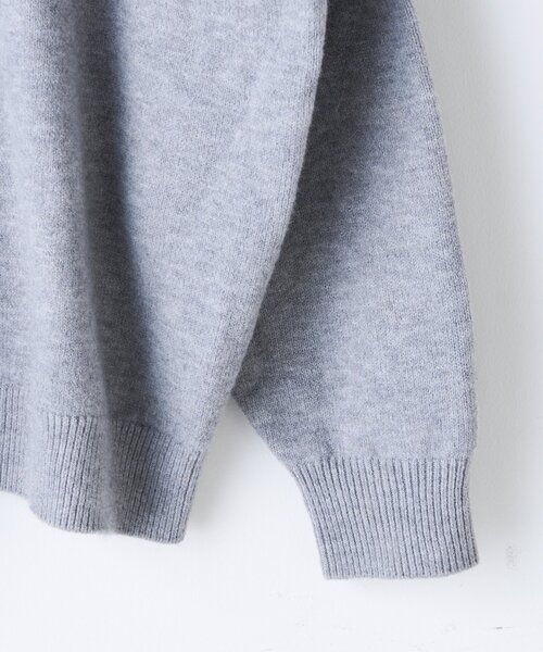 Kastane(カスタネ)の「【UNISEX】ブラッシュド ヤーン ニットポロシャツ(ニット/セーター・レディース・ブラウン/ネイビー/イエロー/グレー・FREE)」の13枚目の写真