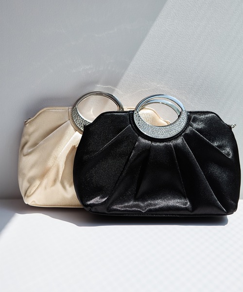 Leja(レジャ)の「【LEJA】サテンプリーツリングハンドル2WAYクラッチバッグ結婚式 パーティー 成人式 二次会 同窓会 お呼ばれ オケージョン 20代 30代(ハンドバッグ・レディース・ベージュ/ブラック・FREE)」の18枚目の写真