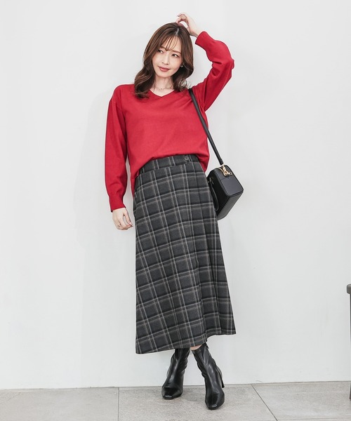 GLACIER lusso(グラシアルッソ)の「【Livaeco】Vネックニット(ニット/セーター・レディース・レッド/ターコイズブルー/杢グレー/アイボリー/ブラック・L/LL/M)」の19枚目の写真