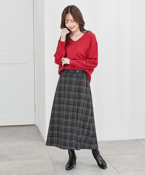 GLACIER lusso(グラシアルッソ)の「【Livaeco】Vネックニット(ニット/セーター・レディース・レッド/ターコイズブルー/杢グレー/アイボリー/ブラック・L/LL/M)」の20枚目の写真