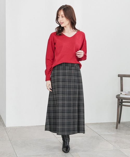 GLACIER lusso(グラシアルッソ)の「【Livaeco】Vネックニット(ニット/セーター・レディース・レッド/ターコイズブルー/杢グレー/アイボリー/ブラック・L/LL/M)」の21枚目の写真