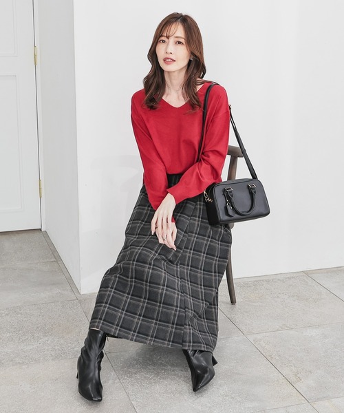 GLACIER lusso(グラシアルッソ)の「【Livaeco】Vネックニット(ニット/セーター・レディース・レッド/ターコイズブルー/杢グレー/アイボリー/ブラック・L/LL/M)」の22枚目の写真