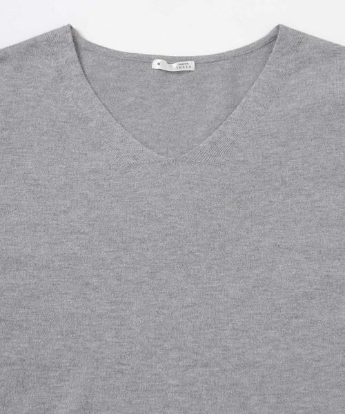 GLACIER lusso(グラシアルッソ)の「【Livaeco】Vネックニット(ニット/セーター・レディース・レッド/ターコイズブルー/杢グレー/アイボリー/ブラック・L/LL/M)」の10枚目の写真
