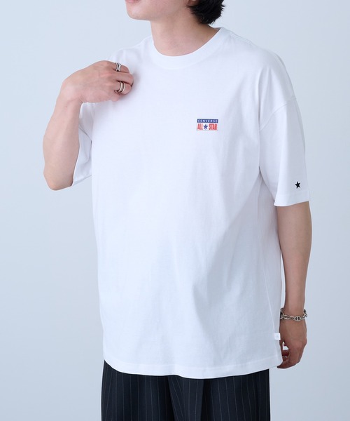 CONVERSE(コンバース)の「【CONVERSE】天竺プレートロゴ ショートスリーブTシャツ 6222-2830 MNY(Tシャツ/カットソー・メンズ・オフホワイト/ブラック/ホワイト・L/LL/M)」の5枚目の写真