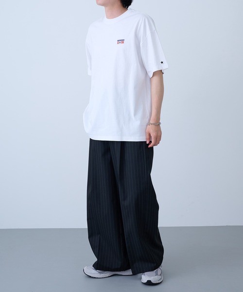 CONVERSE(コンバース)の「【CONVERSE】天竺プレートロゴ ショートスリーブTシャツ 6222-2830 MNY(Tシャツ/カットソー・メンズ・オフホワイト/ブラック/ホワイト・L/LL/M)」の11枚目の写真
