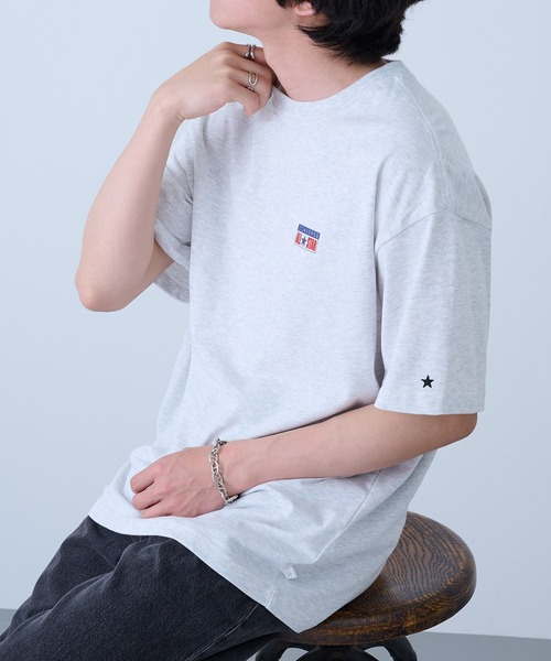 CONVERSE(コンバース)の「【CONVERSE】天竺プレートロゴ ショートスリーブTシャツ 6222-2830 MNY(Tシャツ/カットソー・メンズ・オフホワイト/ブラック/ホワイト・L/LL/M)」の18枚目の写真