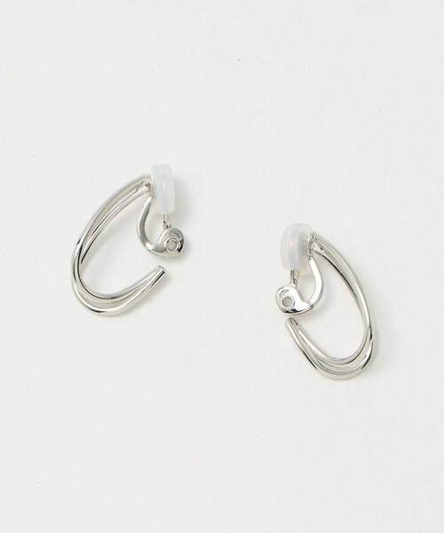 BEAUTY&YOUTH UNITED ARROWS(ビューティーアンドユースユナイテッドアローズ)の「メタル 2ライン イヤリング(イヤリング・レディース・シルバー/ゴールド・FREE)」の2枚目の写真