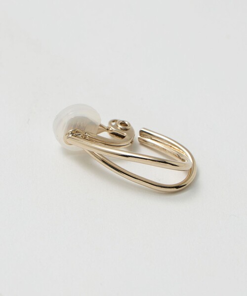 BEAUTY&YOUTH UNITED ARROWS(ビューティーアンドユースユナイテッドアローズ)の「メタル 2ライン イヤリング(イヤリング・レディース・シルバー/ゴールド・FREE)」の4枚目の写真