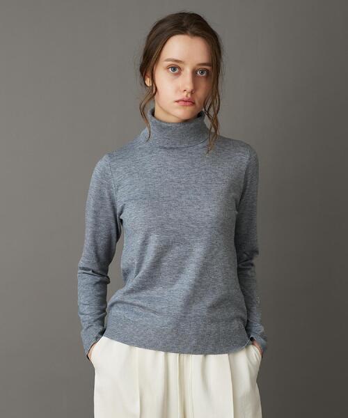 DRESSTERIOR(ドレステリア)の「【CLASSY.12月号/otonaMUSE11月号掲載】ウールブレンド天竺タートルニット(ニット/セーター・レディース・ダークグレー/レッド系/ライトベージュ/ブラック・40/38/36)」の12枚目の写真