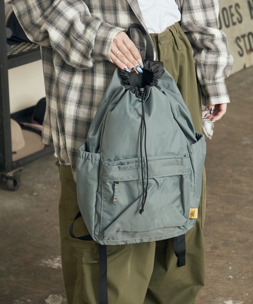 KELTY（ケルティ）の「KELTY/ケルティ 80's KINCHAKU DAYPACK バックパック（バックパック/リュック・メンズ・ブラック/モカ/グレー・FREE）」の19枚目の写真