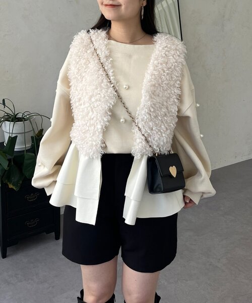 prose verse（プロズヴェール）の「レザーペプラムファーベスト（ベスト・レディース・ブラック/アイボリー・MEDIUM/LARGE）」の13枚目の写真