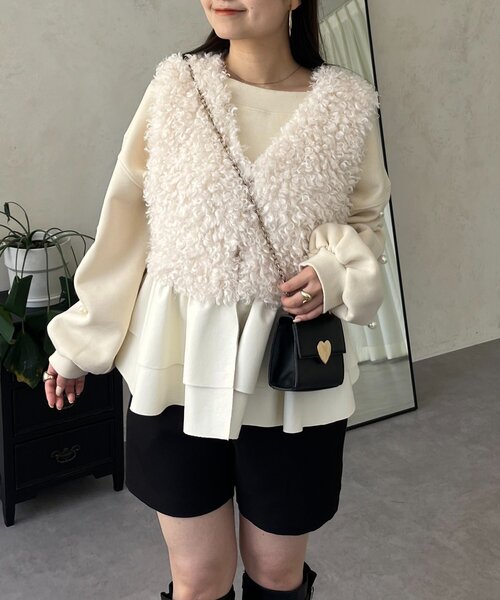 prose verse（プロズヴェール）の「レザーペプラムファーベスト（ベスト・レディース・ブラック/アイボリー・MEDIUM/LARGE）」の17枚目の写真