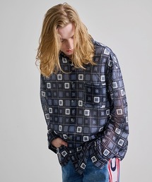 Revo. クロシェパターン 総柄プリント シアーシャツ 長袖