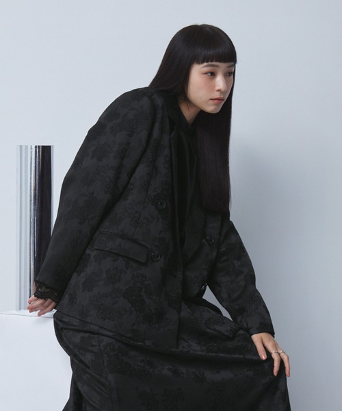 ELUNIS（エルニス）の「ジャカードダブルテーラードジャケット（テーラードジャケット・レディース・ブラック/グレー・FREE）」の3枚目の写真