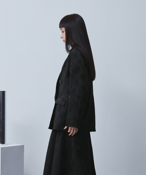 ELUNIS（エルニス）の「ジャカードダブルテーラードジャケット（テーラードジャケット・レディース・ブラック/グレー・FREE）」の6枚目の写真