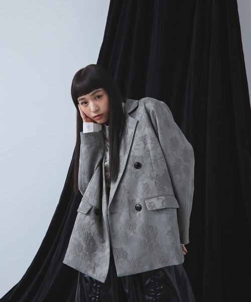 ELUNIS（エルニス）の「ジャカードダブルテーラードジャケット（テーラードジャケット・レディース・ブラック/グレー・FREE）」の16枚目の写真