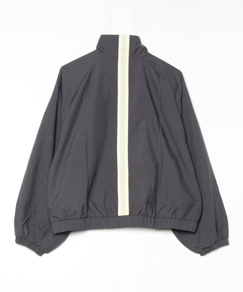 PUMA（プーマ）の「プーマ PUMA TRN EDGE ウラメッシュライナー ウーブンJKT（ブルゾン・レディース・チャコールグレー/グリーン・S/M/L）」の3枚目の写真