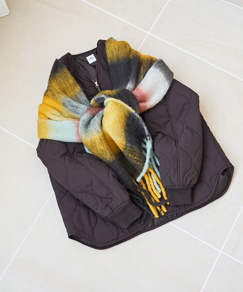 coen（コーエン）の「ノーカラー撥水キルティングブルゾン オーバーサイズ（ノーカラージャケット・レディース・ブラック/オリーブ/オフホワイト/ダークブラウン・M/L）」の21枚目の写真