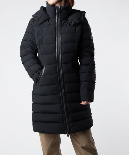Mackage（マッカージュ）の「Mackage FARREN Hooded Light Down Coat マッカージュ ファーレンダウンジャケット（ダウンジャケット/コート・レディース・ブラック/ネイビー・SMALL/MEDIUM/LARGE）」の2枚目の写真