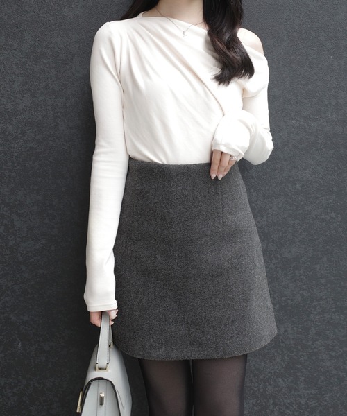 junoah(ジュノア)の「ウールライクミニスカパン(裏地無し)(スカート・レディース・チャコール/ブラウン/ブラック・SMALL/MEDIUM/LARGE)」の17枚目の写真