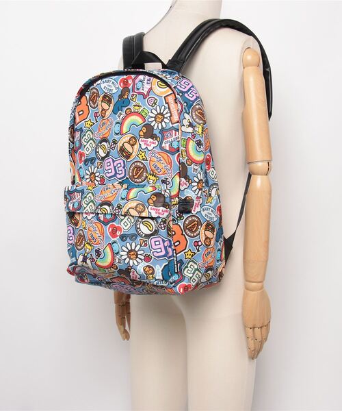 A BATHING APE（アベイシングエイプ）の「BADGE PATTERN LARGE BACKPACK（バックパック/リュック・メンズ・ブルー・FREE）」の5枚目の写真