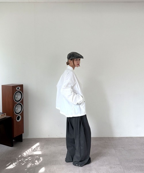 4INT.（フォイント）の「【UNISEX】ストリング ジップアップ ナイロン ジャケット（ナイロンジャケット・レディース・ブルー/ブラック/チャコール/オレンジ/ホワイト・FREE）」の19枚目の写真