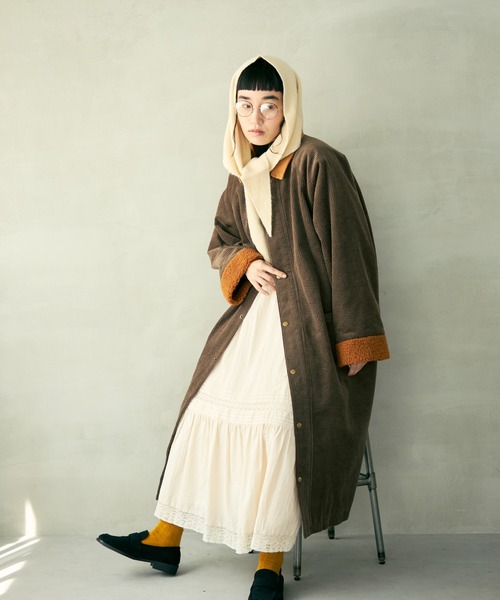 Crisp（クリスプ）の「コーデュロイバルカラーコート（ステンカラーコート・レディース・ブラウン/アイボリー・FREE）」の12枚目の写真