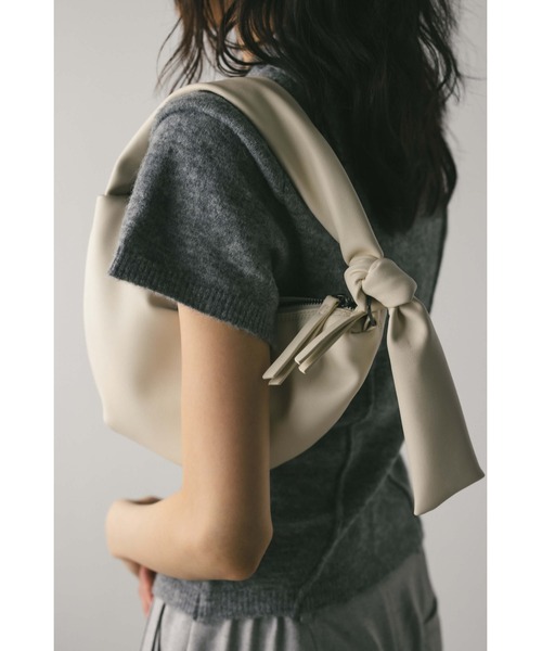 STYLEMIXER(スタイルミキサー)の「ソフトムーンミニバッグ(ハンドバッグ・レディース・アイボリー/ブラック・FREE)」の3枚目の写真