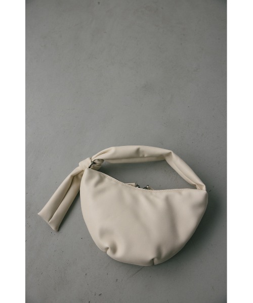 STYLEMIXER(スタイルミキサー)の「ソフトムーンミニバッグ(ハンドバッグ・レディース・アイボリー/ブラック・FREE)」の4枚目の写真