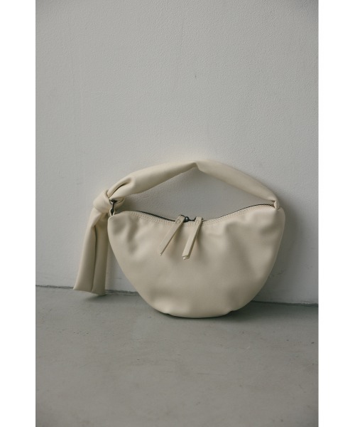 STYLEMIXER(スタイルミキサー)の「ソフトムーンミニバッグ(ハンドバッグ・レディース・アイボリー/ブラック・FREE)」の5枚目の写真