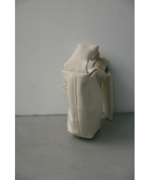 STYLEMIXER(スタイルミキサー)の「ソフトムーンミニバッグ(ハンドバッグ・レディース・アイボリー/ブラック・FREE)」の8枚目の写真