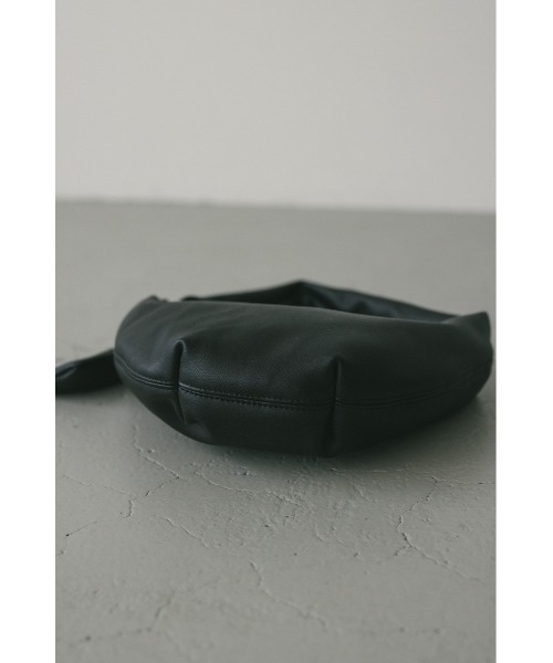 STYLEMIXER(スタイルミキサー)の「ソフトムーンミニバッグ(ハンドバッグ・レディース・アイボリー/ブラック・FREE)」の20枚目の写真